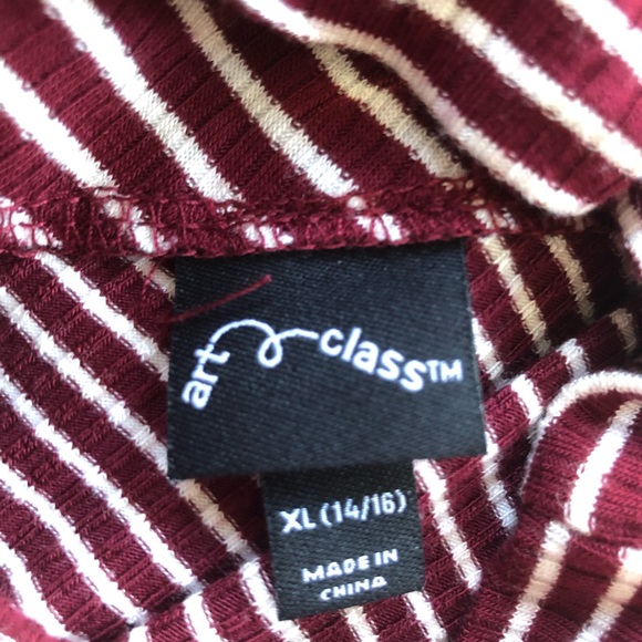 art class cropped tank top - Picture 3 of 3